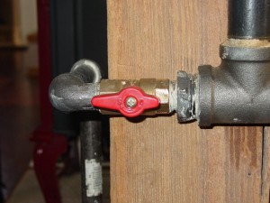 Learn to close your home gas line