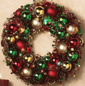 Learn to use beads to create a Christmas wreath ornament