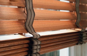Cleaning Venetian blinds